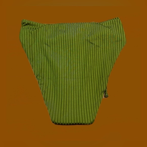 NWT J. Crew Wide-Rib High-Rise Bikini Bottom in Green with 3-Ring Belt, Small - Picture 7 of 14